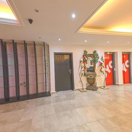 Wādī Kabīr Majestic Hotel מראה חיצוני תמונה