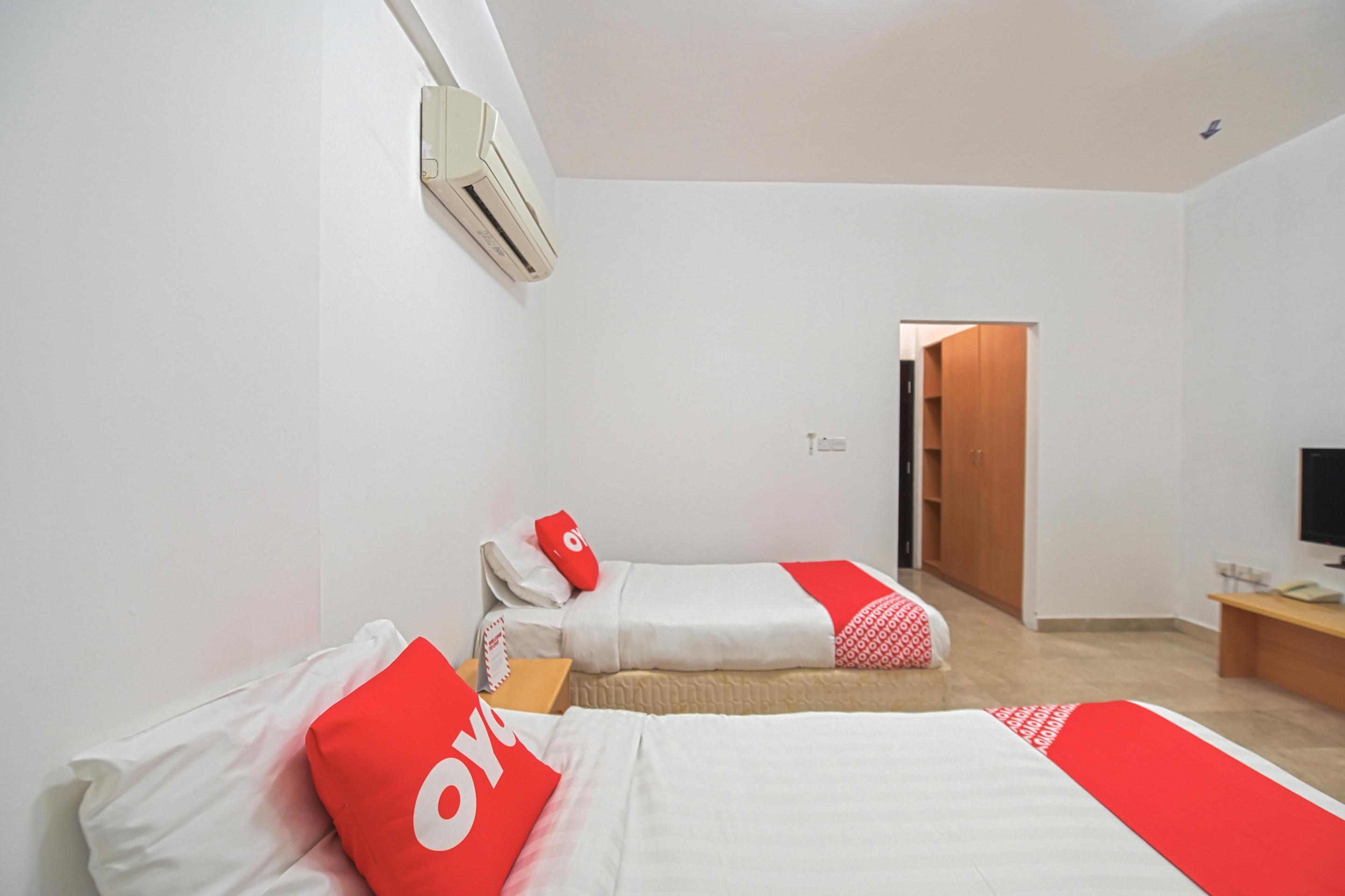 Wādī Kabīr Majestic Hotel מראה חיצוני תמונה