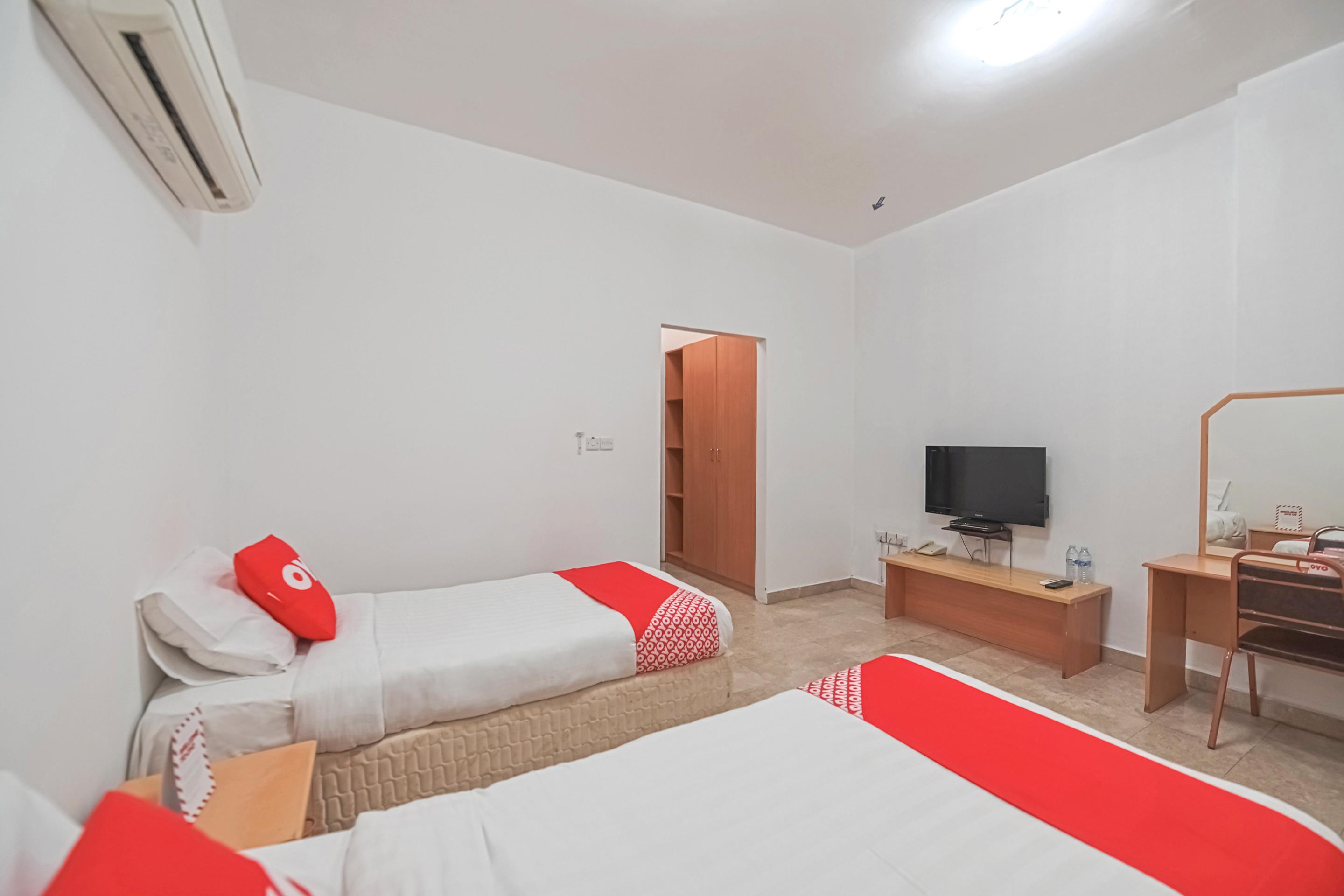 Wādī Kabīr Majestic Hotel מראה חיצוני תמונה