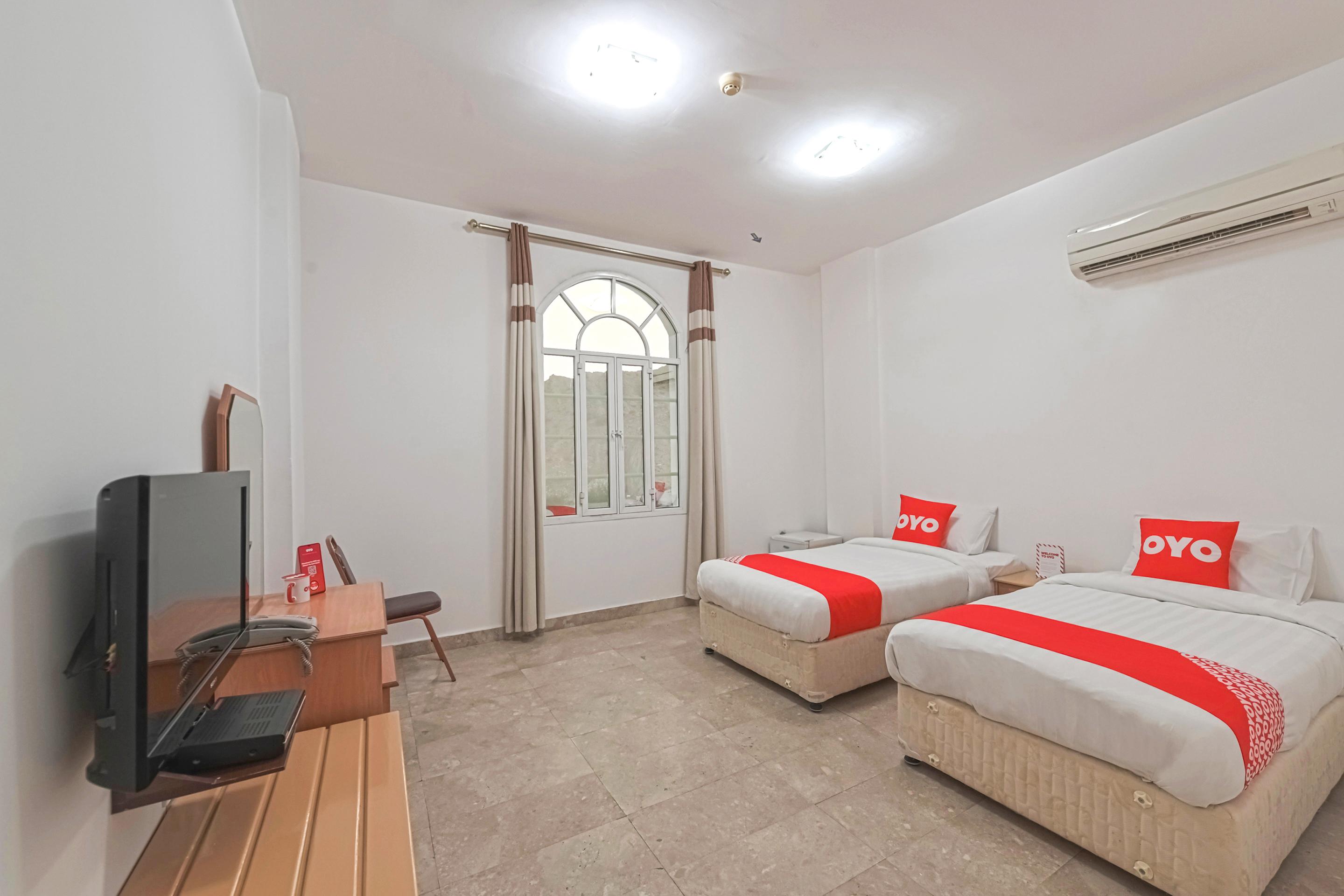 Wādī Kabīr Majestic Hotel מראה חיצוני תמונה