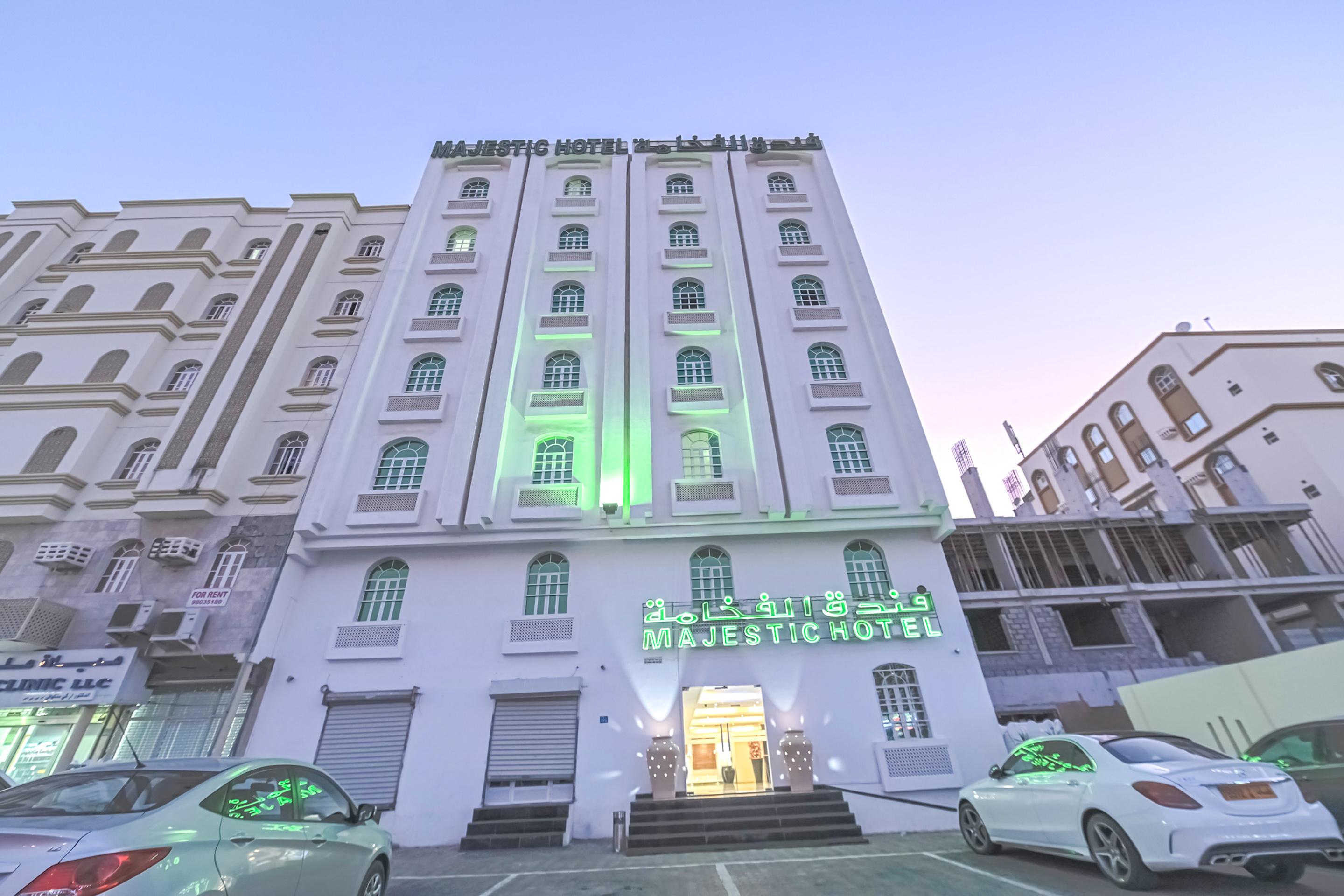 Wādī Kabīr Majestic Hotel מראה חיצוני תמונה