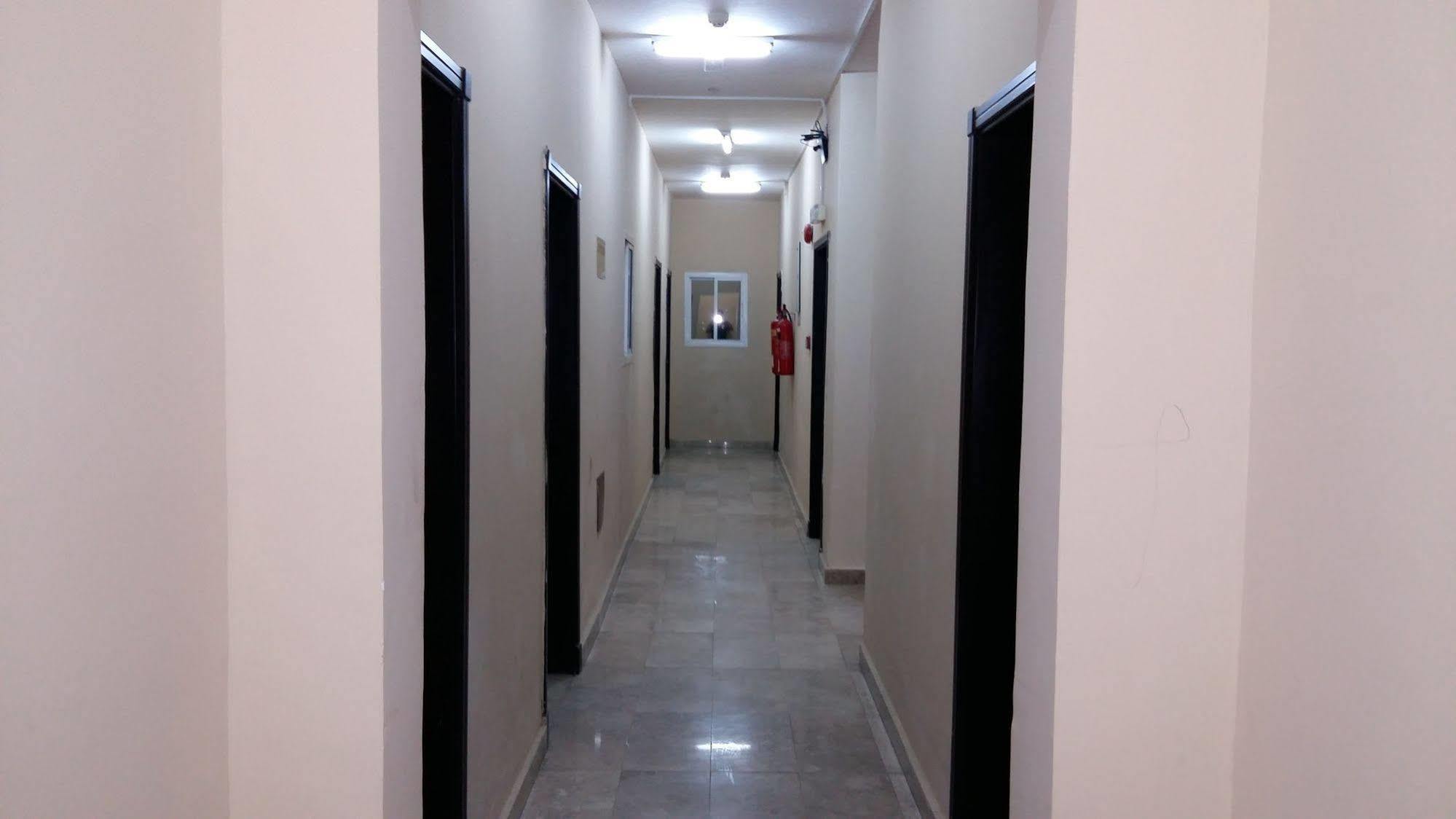 Wādī Kabīr Majestic Hotel מראה חיצוני תמונה