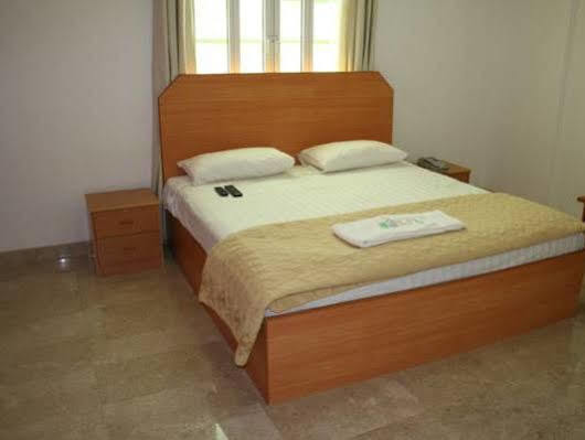 Wādī Kabīr Majestic Hotel מראה חיצוני תמונה
